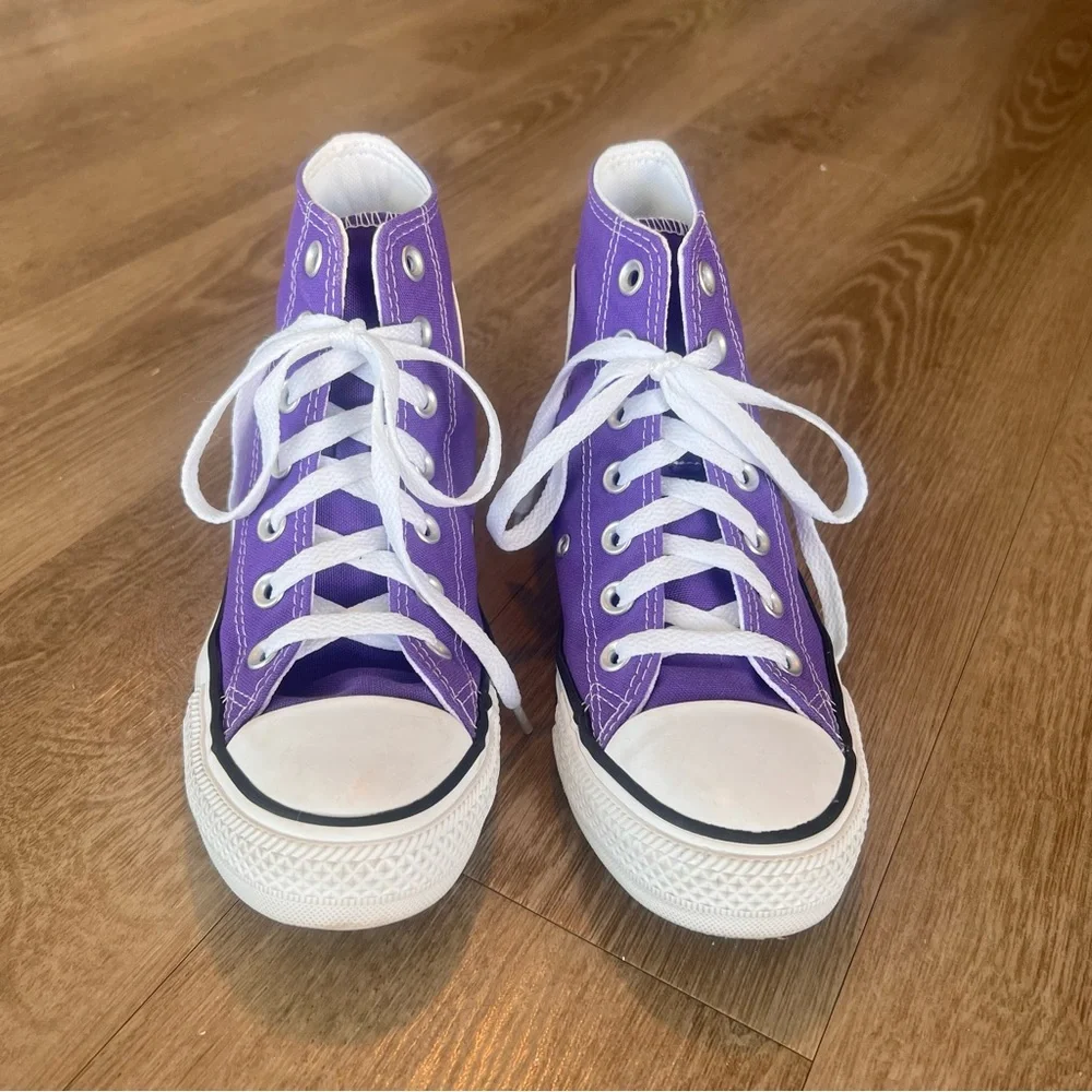 Converse Purple High Top Classic All Star Chuck Taylor Sneakers Women’s 6.5 - Picture 3 of 8
